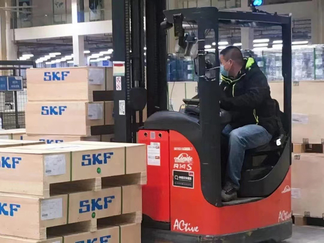 Roulements à rouleaux cylindriques pour moteur