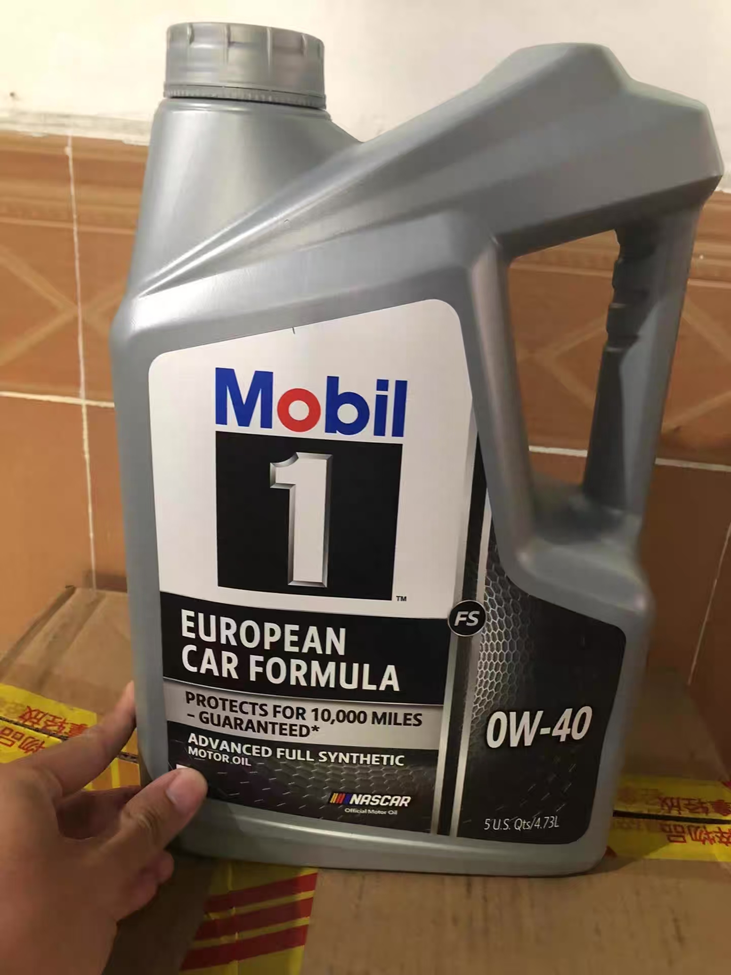 ZYQ3 MOBIL 1 Formule de voiture européenne 0W40 4,73 litres Mobil 1 Huile moteur Lubricant et nettoyant haute performance