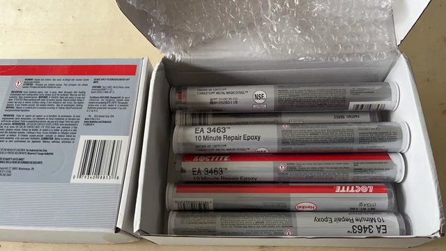 FM34 Loctite EA3463 Bâton malléable époxy chargé d'acier Mastic de réparation époxy époxy